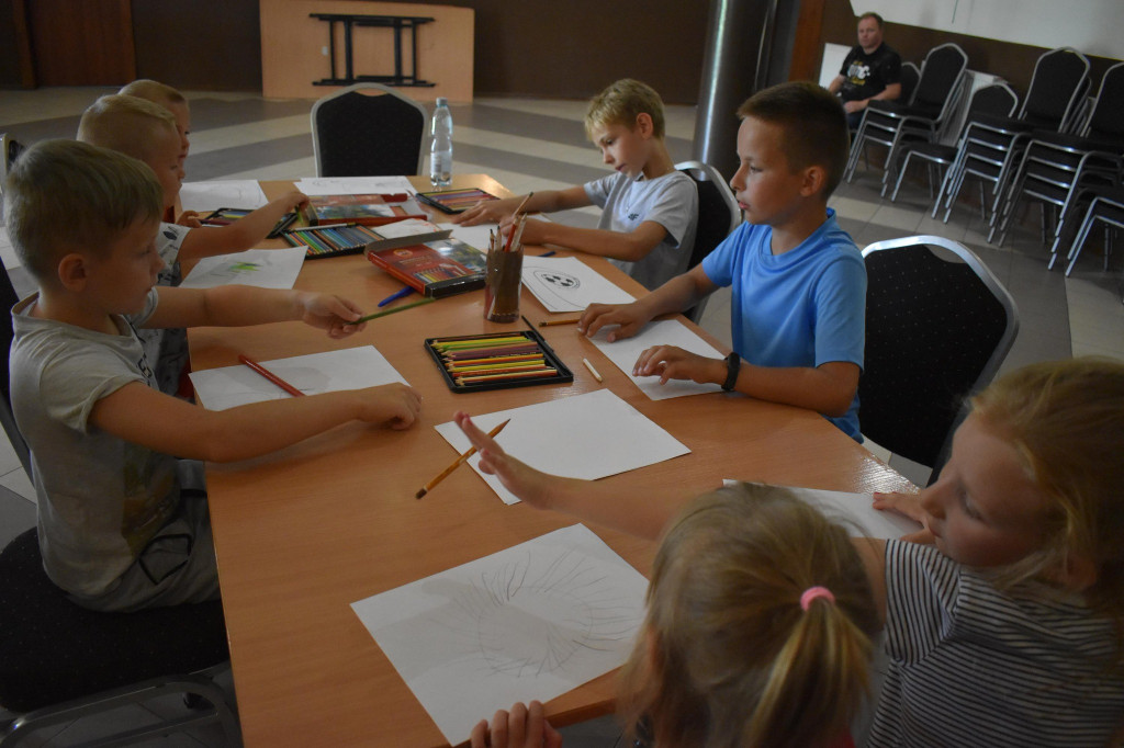 ,,Mobilne Wakacyjne Centrum Plenerowe