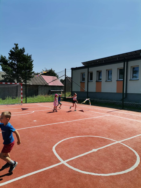 Dzieci z Rogowa i Kornicy spędziły bardzo miło tydzień. Jak? [Zdjęcia]