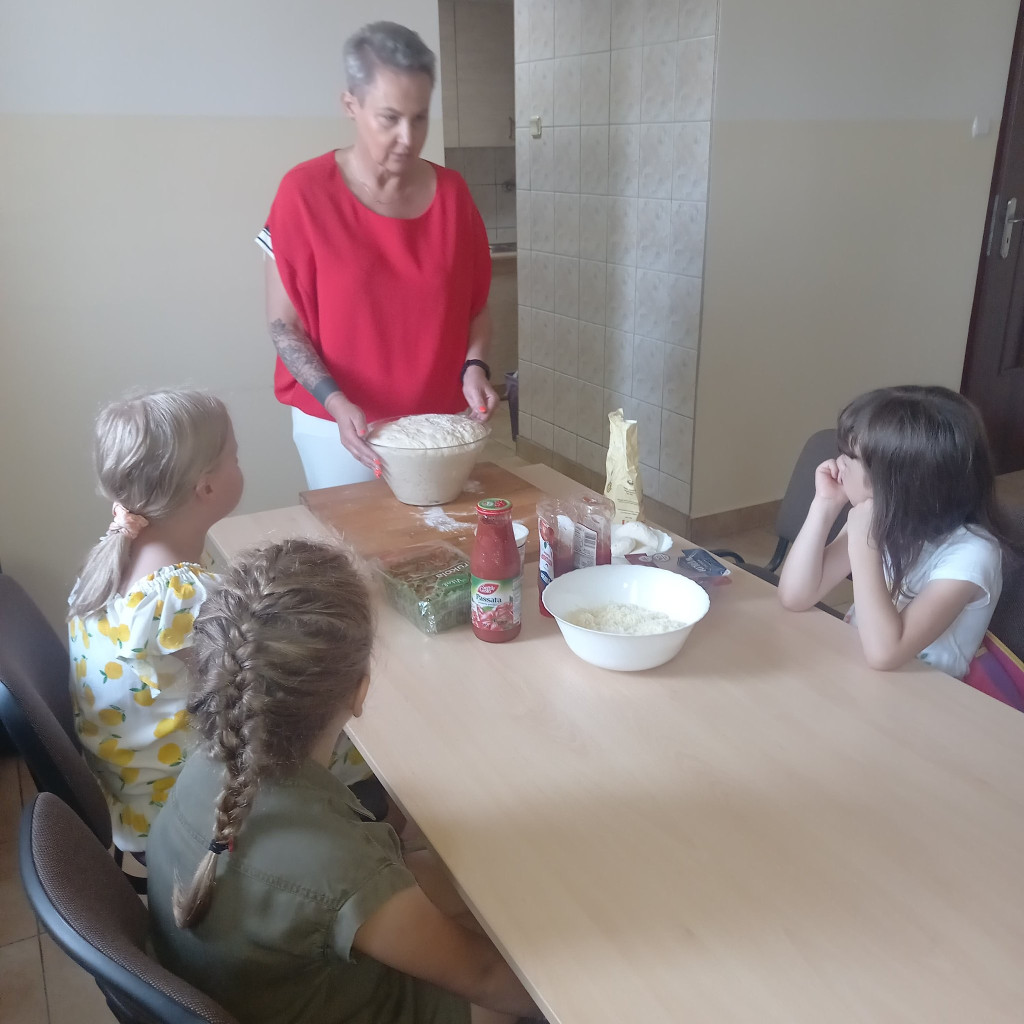 Dzieci z Rogowa i Kornicy spędziły bardzo miło tydzień. Jak? [Zdjęcia]