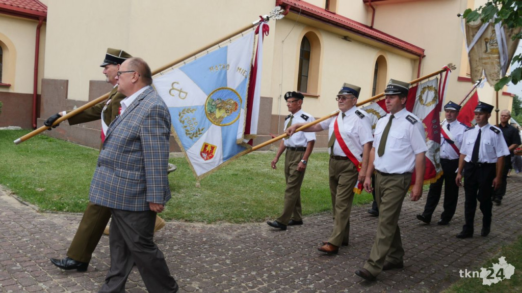Złote i  srebrne medale wojskowe wręczano w Bedlnie [wideo, zdjęcia]