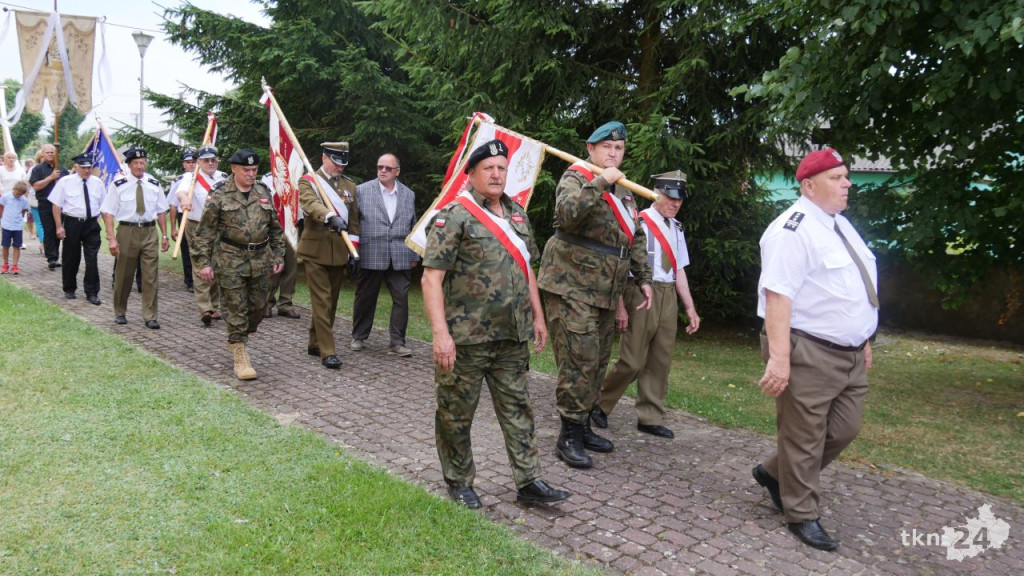 Złote i  srebrne medale wojskowe wręczano w Bedlnie [wideo, zdjęcia]