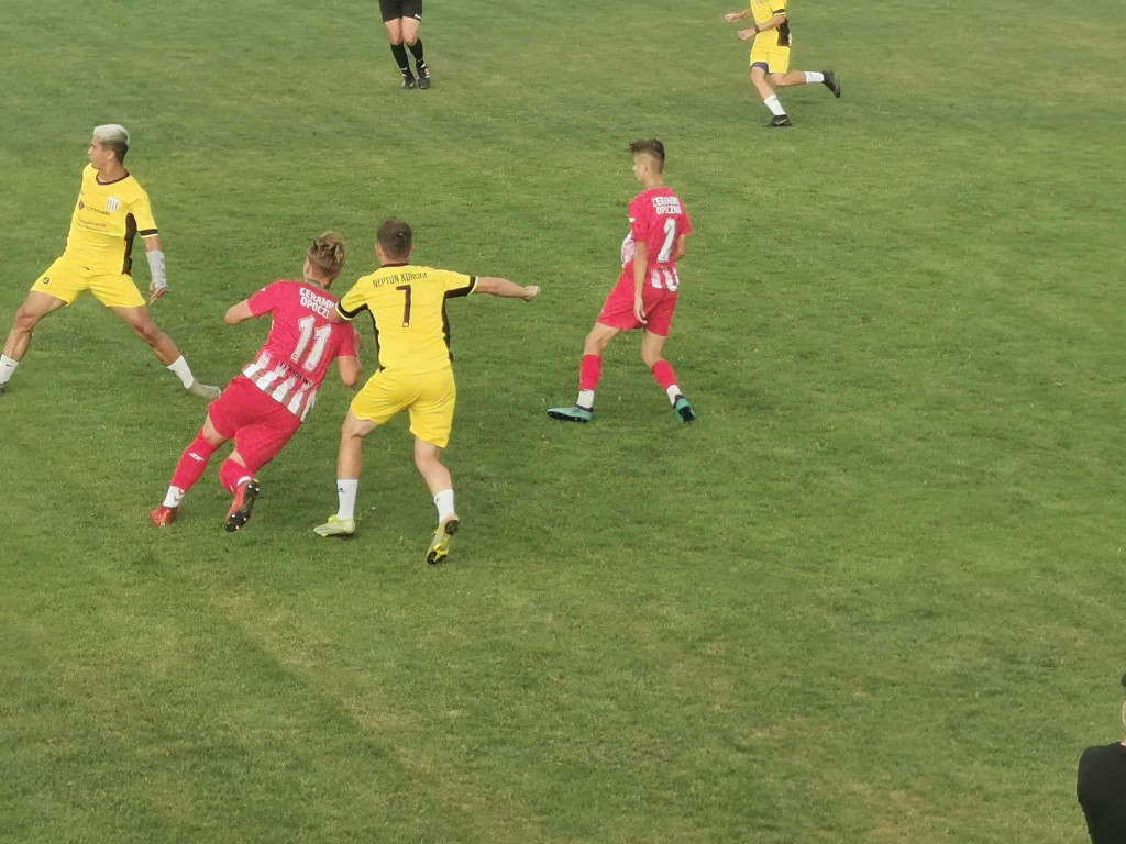 Neptun na remis w trzecim sparingu