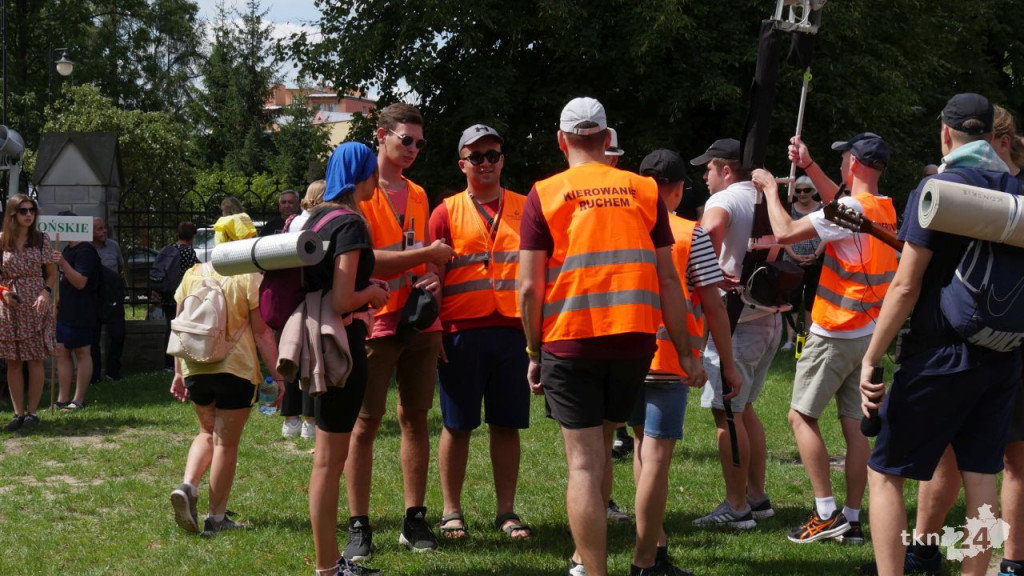 Około 160 koneckich pielgrzymów już na trasie! [wideo, zdjęcia]