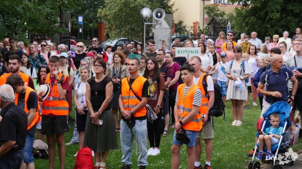 Około 160 koneckich pielgrzymów już na trasie! [wideo, zdjęcia]