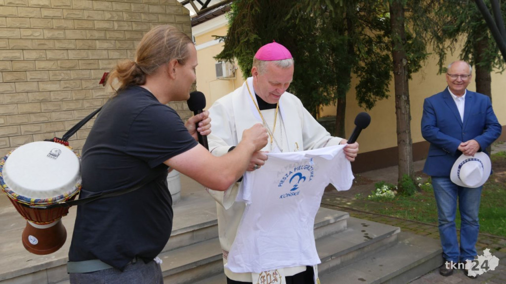 Około 160 koneckich pielgrzymów już na trasie! [wideo, zdjęcia]