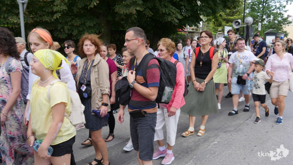 Około 160 koneckich pielgrzymów już na trasie! [wideo, zdjęcia]