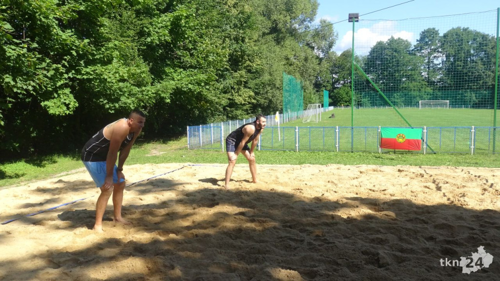 Piotr Strożek i Michał Kobierecki najlepsi w turnieju siatkówki w Fałkowie [wideo, zdjęcia]