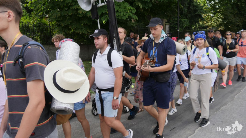 Około 160 koneckich pielgrzymów już na trasie! [wideo, zdjęcia]