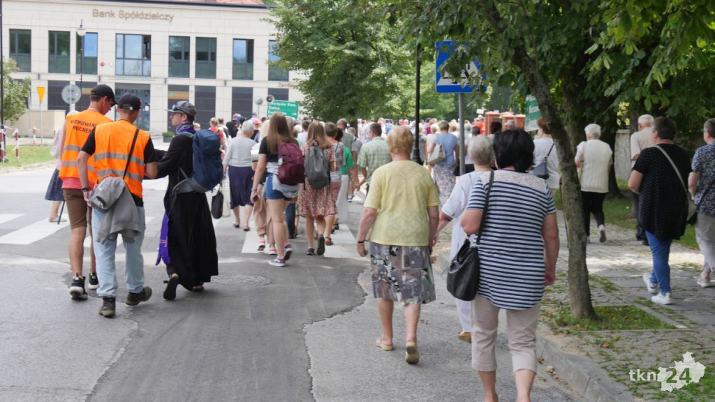 Około 160 koneckich pielgrzymów już na trasie! [wideo, zdjęcia]