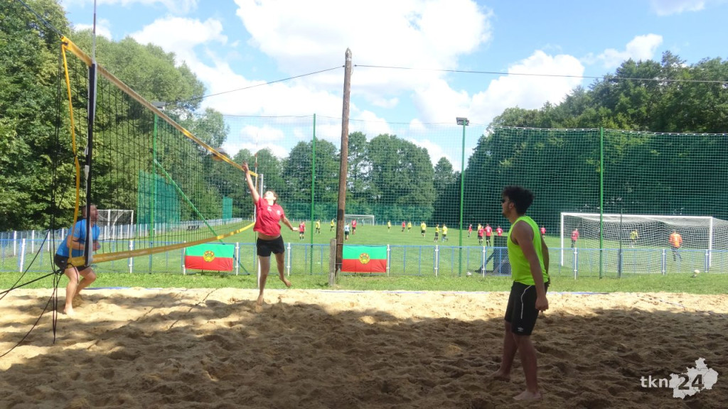 Piotr Strożek i Michał Kobierecki najlepsi w turnieju siatkówki w Fałkowie [wideo, zdjęcia]