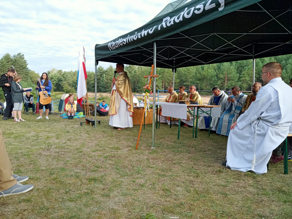Z Sielpi do Słupi Koneckiej. Przed koneckimi pątnikami drugi dzień [zdjęcia]