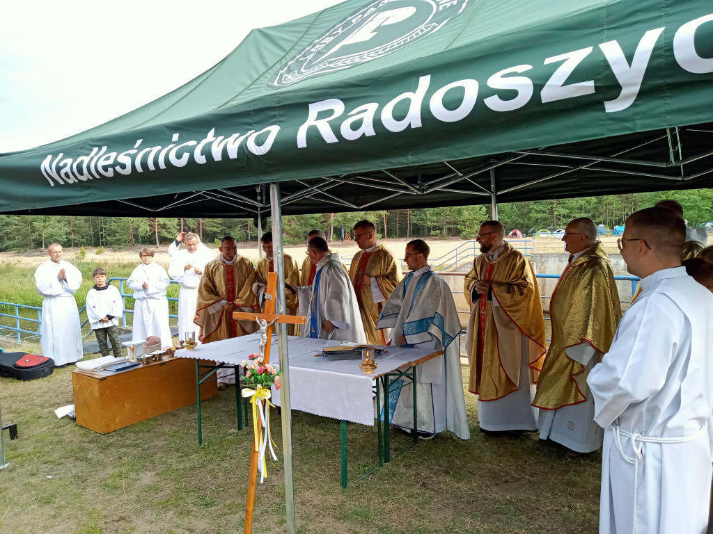 Z Sielpi do Słupi Koneckiej. Przed koneckimi pątnikami drugi dzień [zdjęcia]