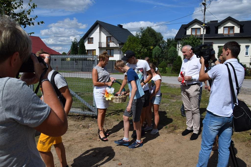 Nowy plac zabaw w Bębnowie już służy jego mieszkańcom [wideo i zdjęcia]