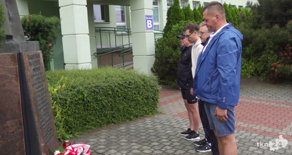 Wyruszyli Szlakiem Świętokrzyskiej Brygady NSZ [wideo, zdjęcia]
