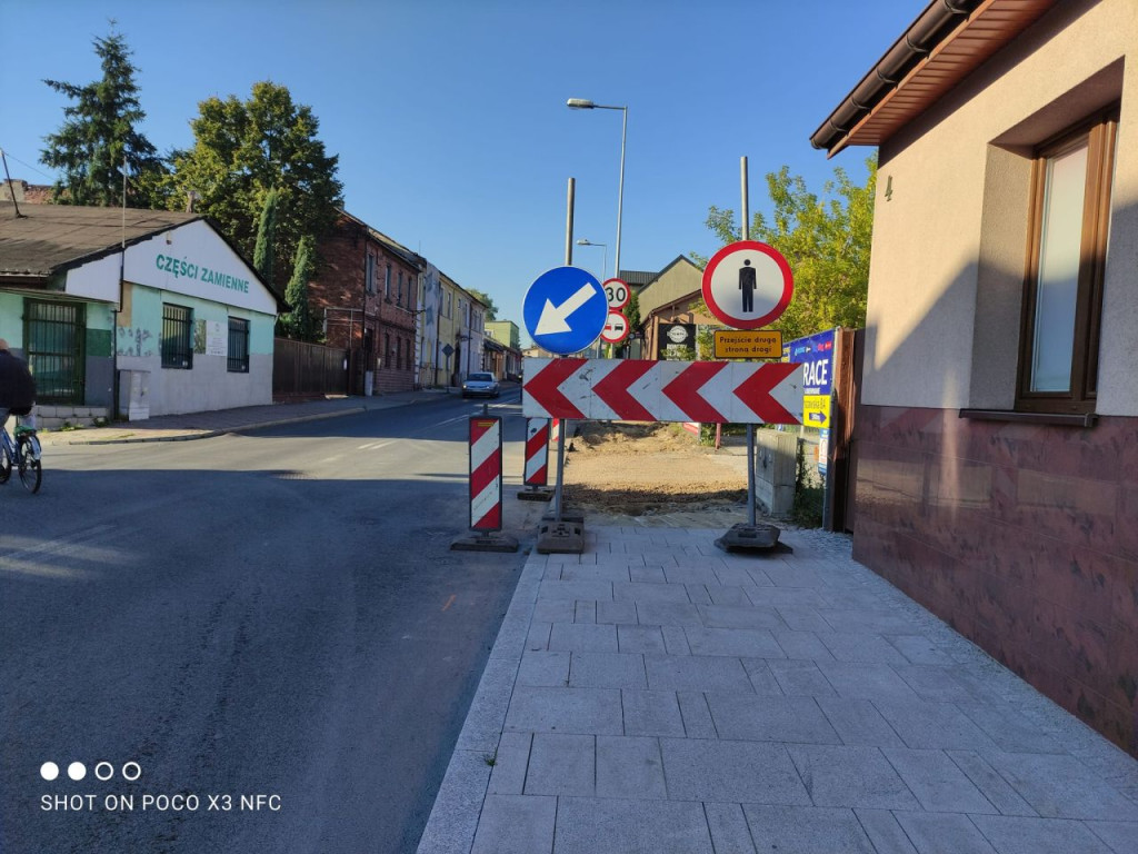 Prace drogowe na ulicy Kazanowskiej w Końskich