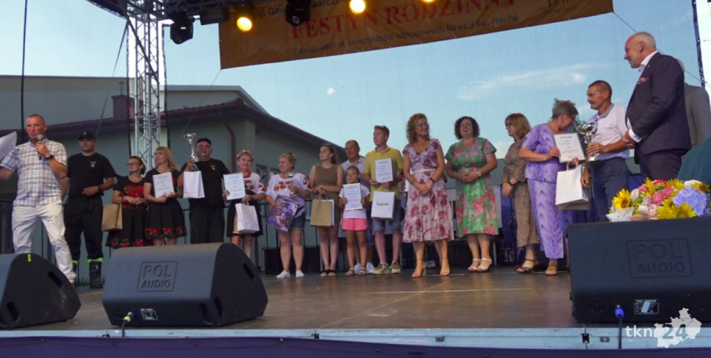 Słoneczne święto Gowarczowa. Mnóstwo osób na tradycyjnym festynie [wideo, zdjęcia]