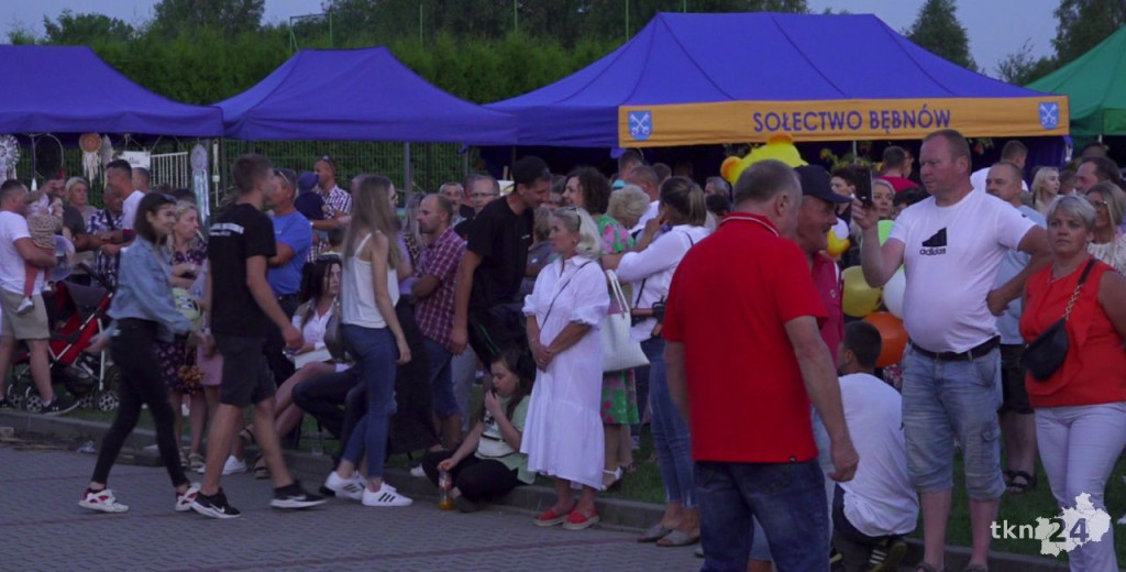 Słoneczne święto Gowarczowa. Mnóstwo osób na tradycyjnym festynie [wideo, zdjęcia]