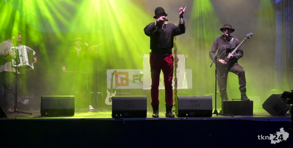 Słoneczne święto Gowarczowa. Mnóstwo osób na tradycyjnym festynie [wideo, zdjęcia]