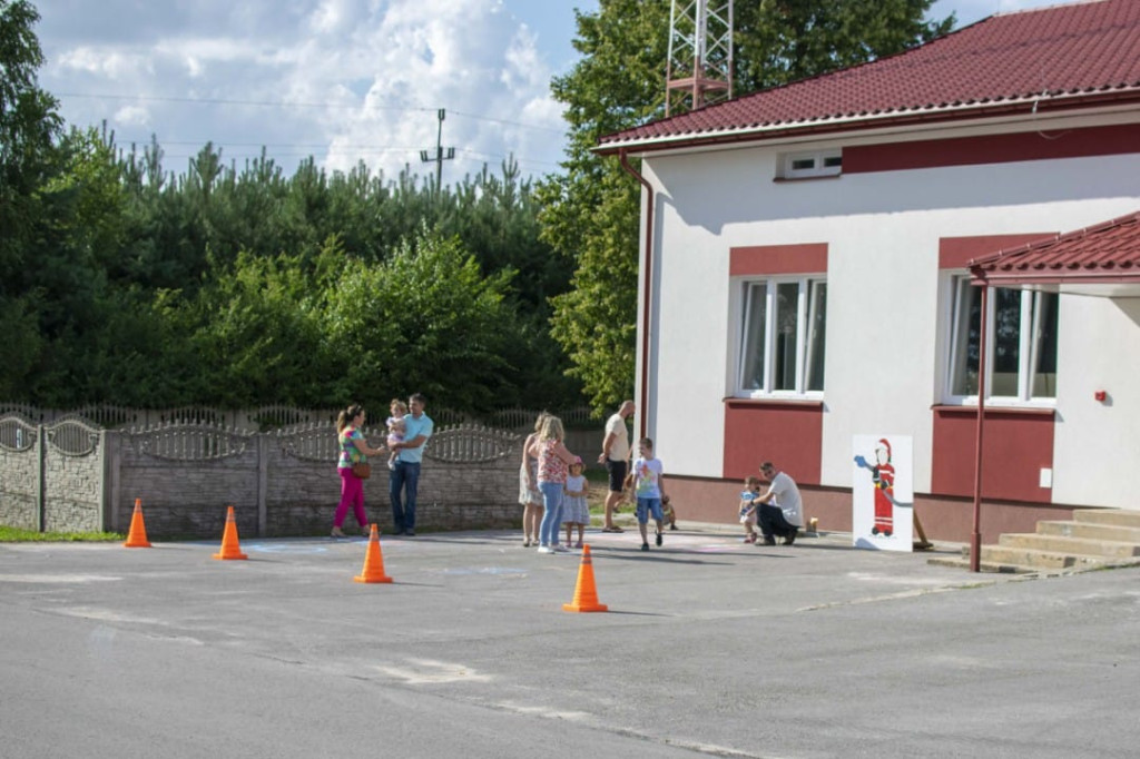 Czermno: Prezentowali remizę i zbierali środki na sprzęt [wideo, zdjęcia]