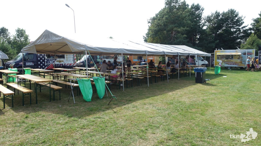 Dni Końskich 2022. Glorietty, foodtrucki i festiwal kolorów na start! [WIDEO]