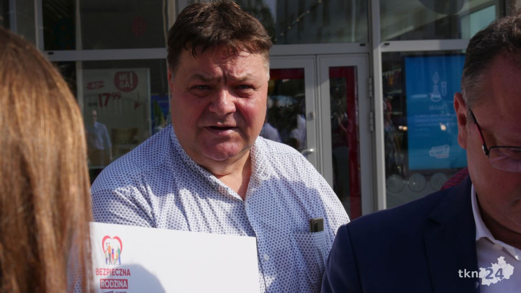 Działacze Lewicy na koneckiej targowicy [wideo, zdjęcia]