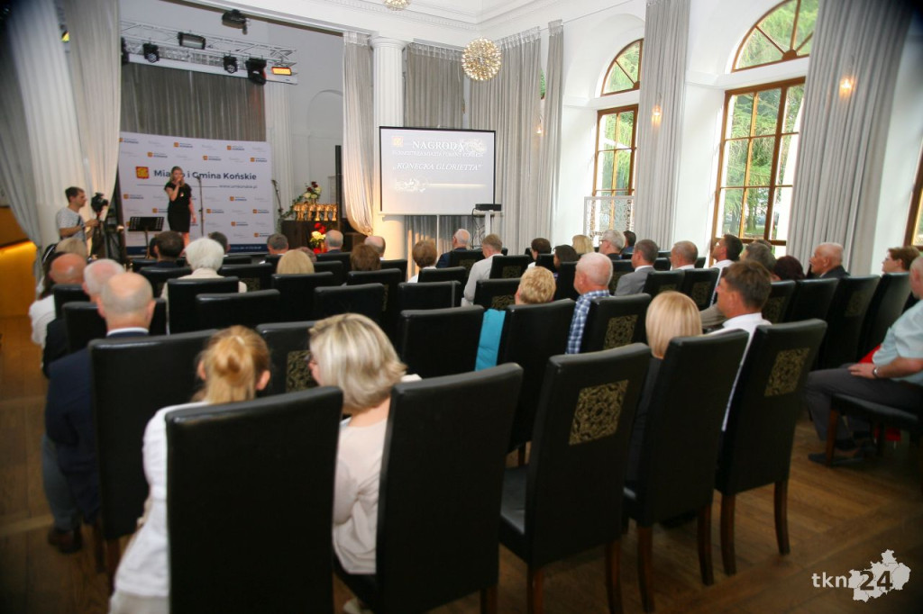 Dni Końskich 2022. Glorietty, foodtrucki i festiwal kolorów na start! [WIDEO]