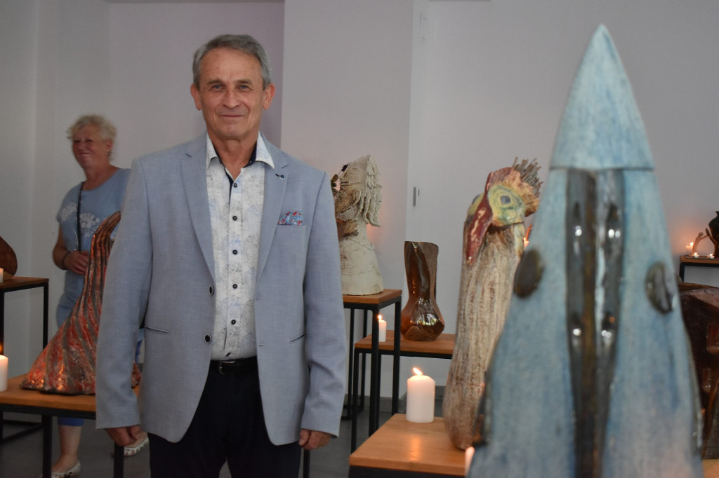 Paweł Stasiński zaprezentował swoją ceramikę [wideo, zdjęcia]
