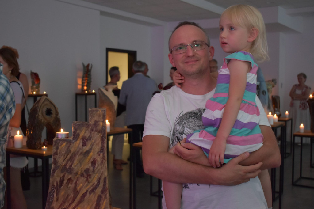 Paweł Stasiński zaprezentował swoją ceramikę [wideo, zdjęcia]