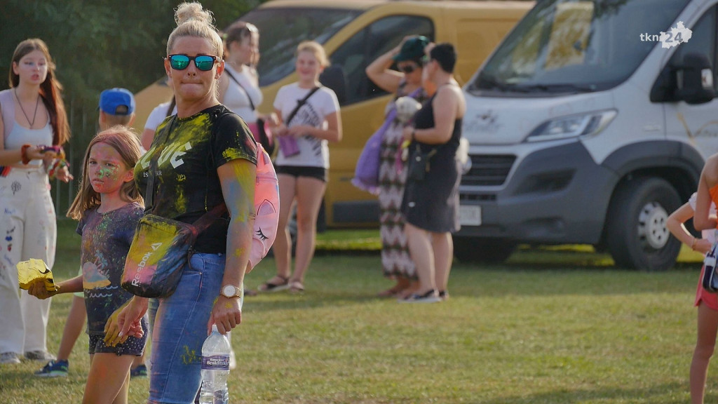 Dni Końskich 2022. Glorietty, foodtrucki i festiwal kolorów na start! [WIDEO]