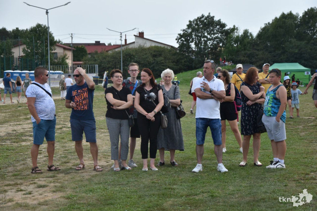 Dni Końskich 2022. Afromental, turnieje sportowe, wystawa aut [wideo, zdjęcia]