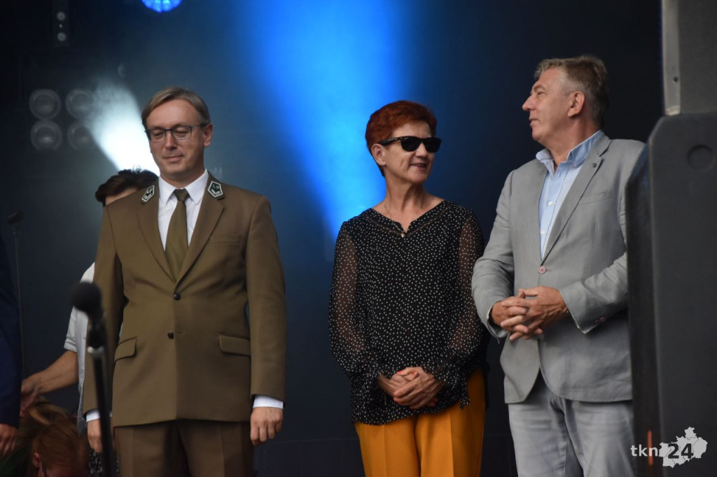 Dni Końskich 2022. Afromental, turnieje sportowe, wystawa aut [wideo, zdjęcia]