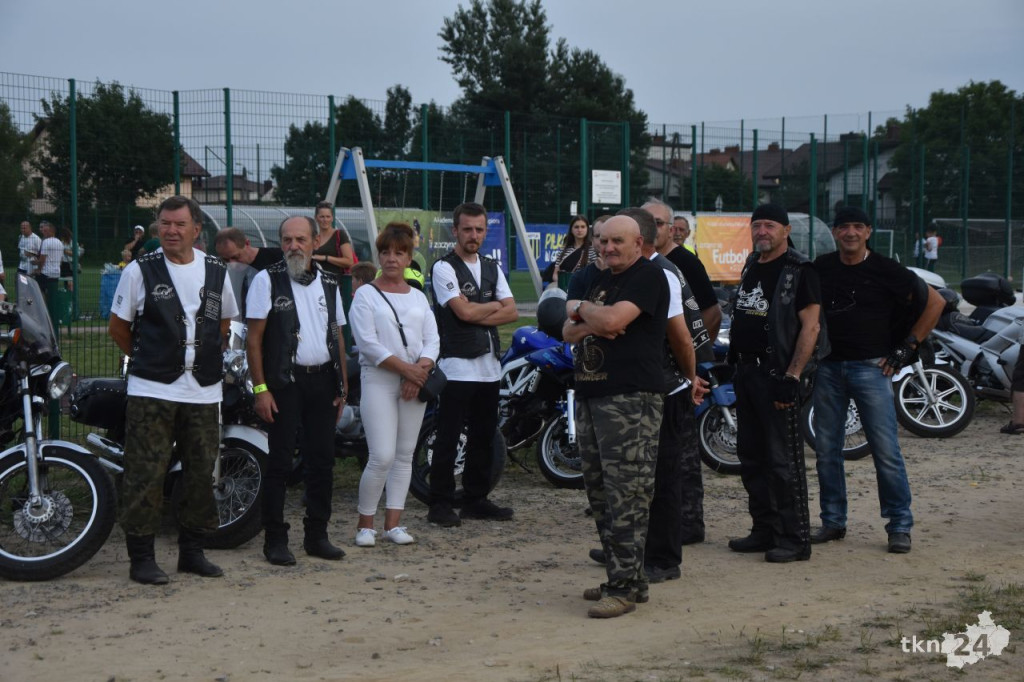 Dni Końskich 2022. Afromental, turnieje sportowe, wystawa aut [wideo, zdjęcia]