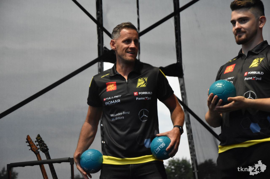 Dni Końskich 2022. Afromental, turnieje sportowe, wystawa aut [wideo, zdjęcia]