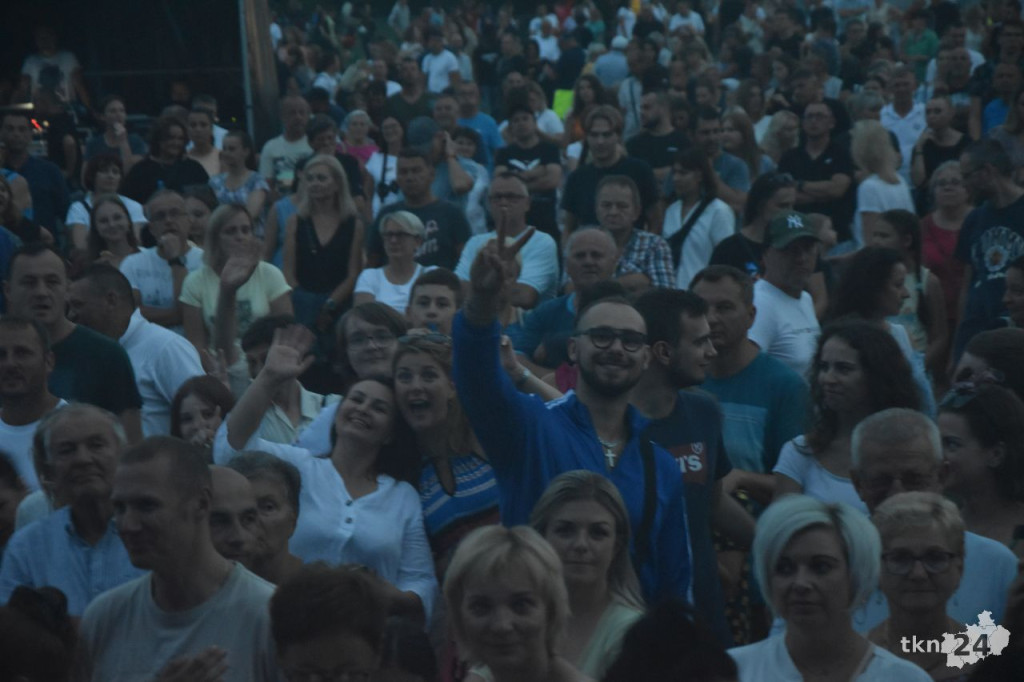 Dni Końskich 2022. Afromental, turnieje sportowe, wystawa aut [wideo, zdjęcia]