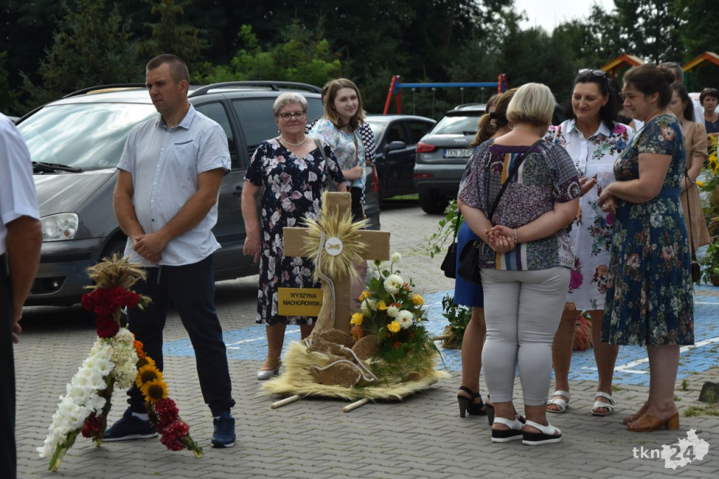 Piękne wieńce dożynkowe w gminie Ruda Maleniecka [wideo, zdjęcia]