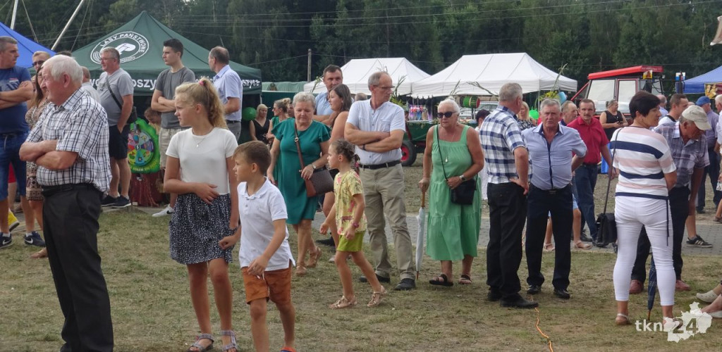 WIDEO: Dożynki 2022 z Milano w Słupi Koneckiej