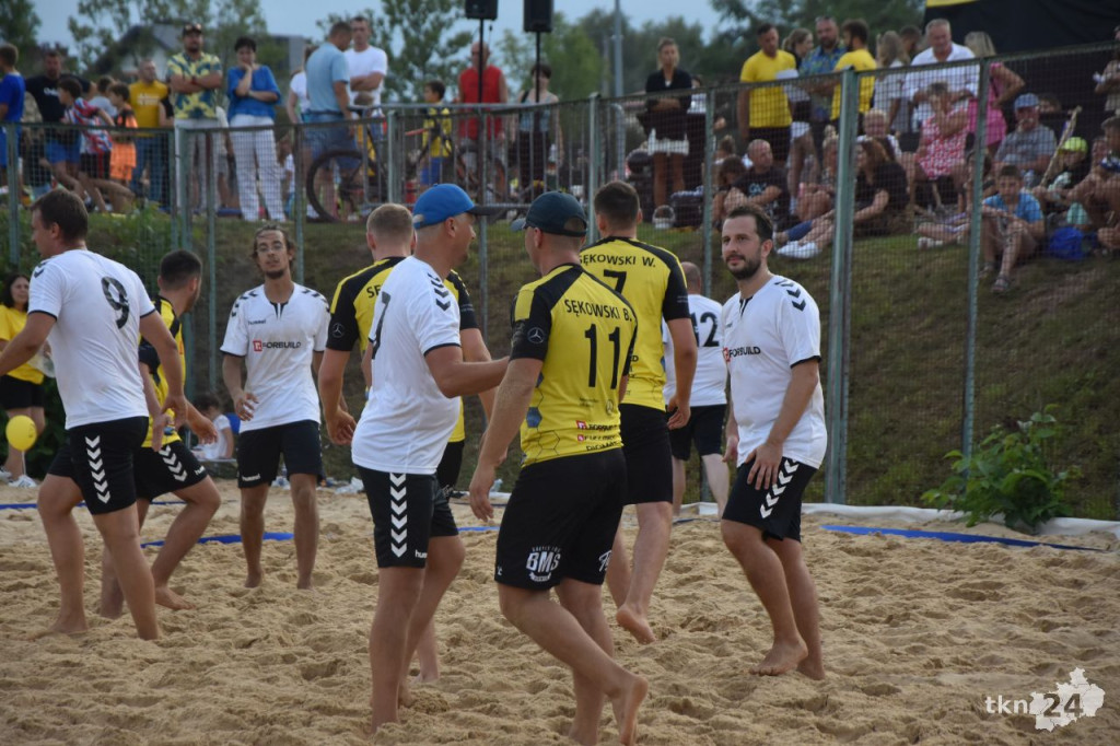 Pierwszy Turniej Piłki Ręcznej Plażowej rozegrano w Końskich [zdjęcia]