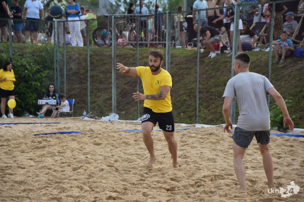 Pierwszy Turniej Piłki Ręcznej Plażowej rozegrano w Końskich [zdjęcia]