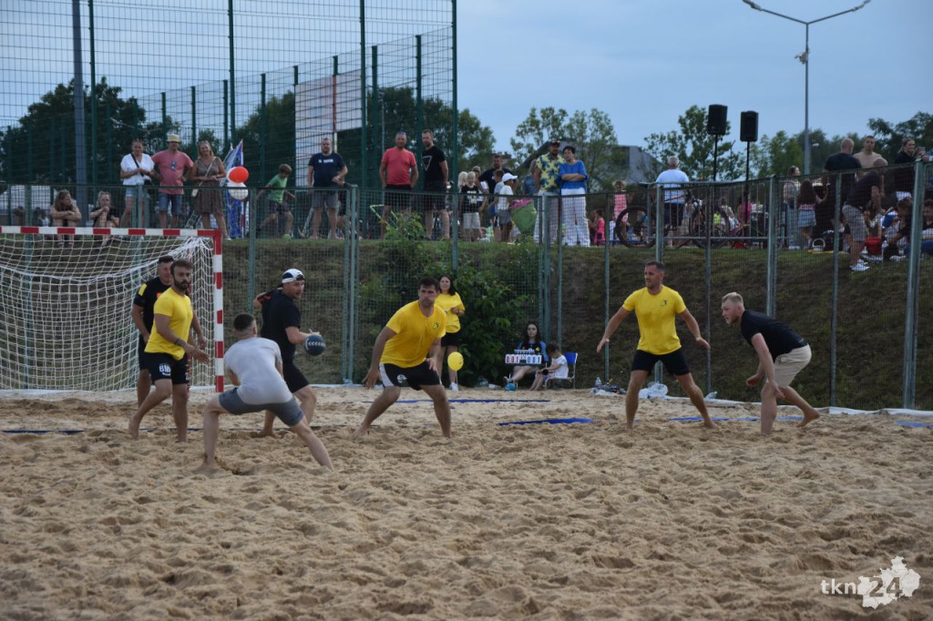 Pierwszy Turniej Piłki Ręcznej Plażowej rozegrano w Końskich [zdjęcia]