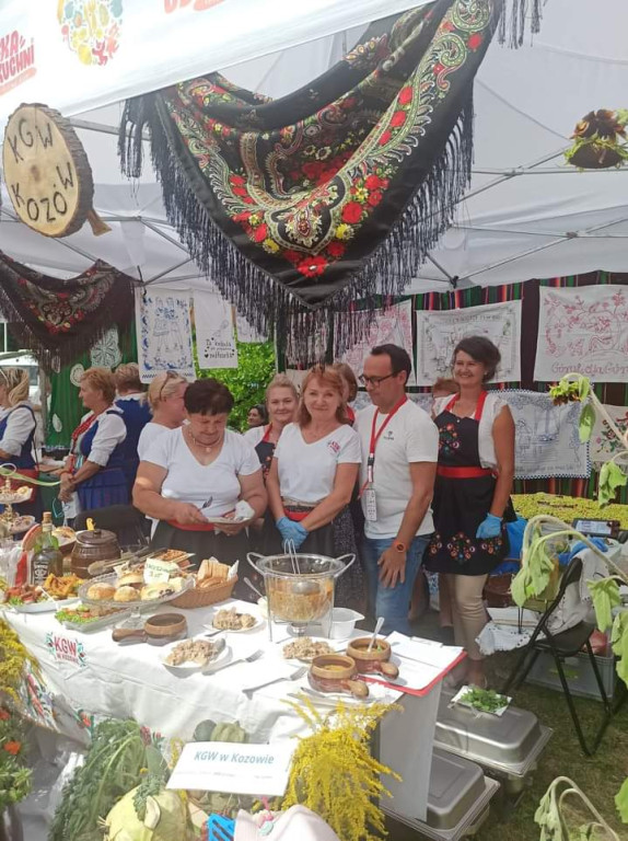 Sukces KGW Kozów w półfinale Festiwalu ,,Polska od kuchni