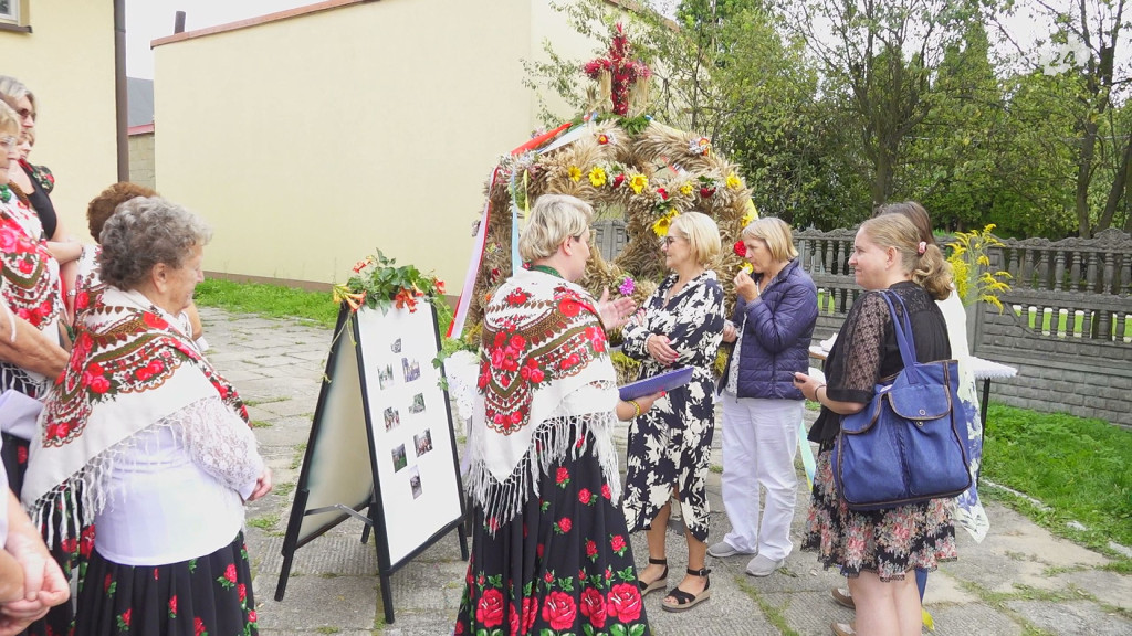 Stworzyły piękny wieniec na dożynki wojewódzkie [WIDEO]