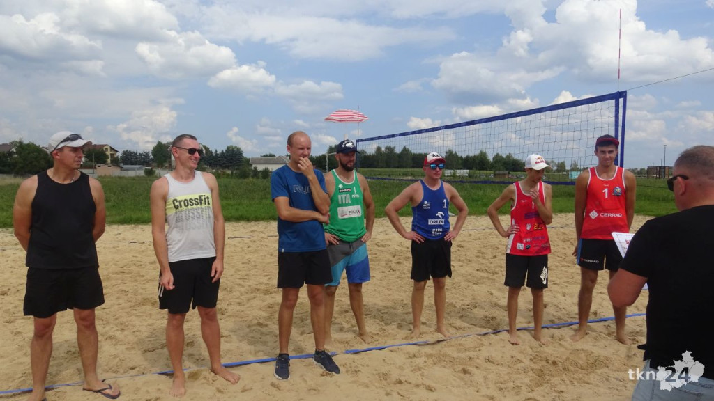 Nad Antoniowem znów grali w siatkówkę [wideo, zdjęcia]