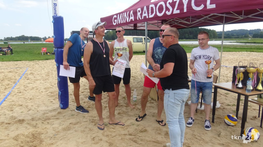 Nad Antoniowem znów grali w siatkówkę [wideo, zdjęcia]