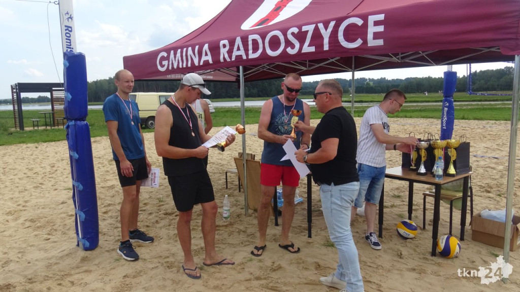 Nad Antoniowem znów grali w siatkówkę [wideo, zdjęcia]