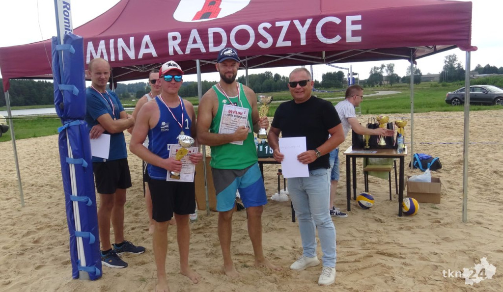 Nad Antoniowem znów grali w siatkówkę [wideo, zdjęcia]