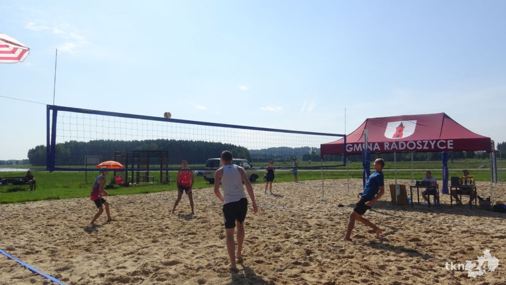 Nad Antoniowem znów grali w siatkówkę [wideo, zdjęcia]