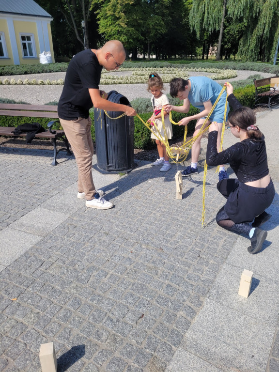 Wyzwalali w sobie artystę. Gra terenowa w Końskich [zdjęcia]