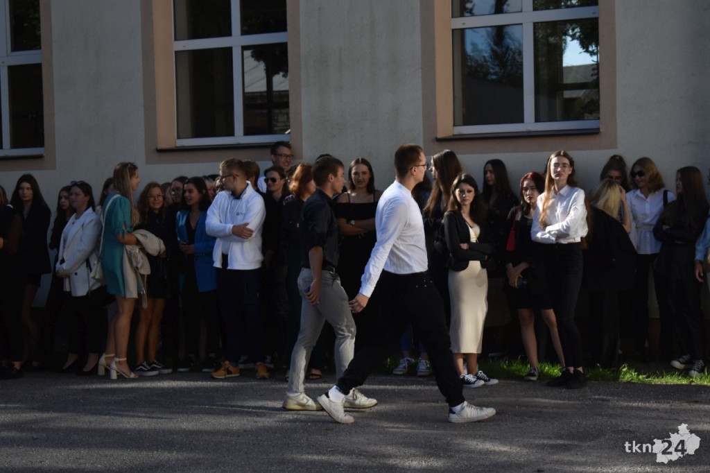Uczniowie powitali rok szkolny 2022/23 w powiecie koneckim [wideo, zdjęcia]