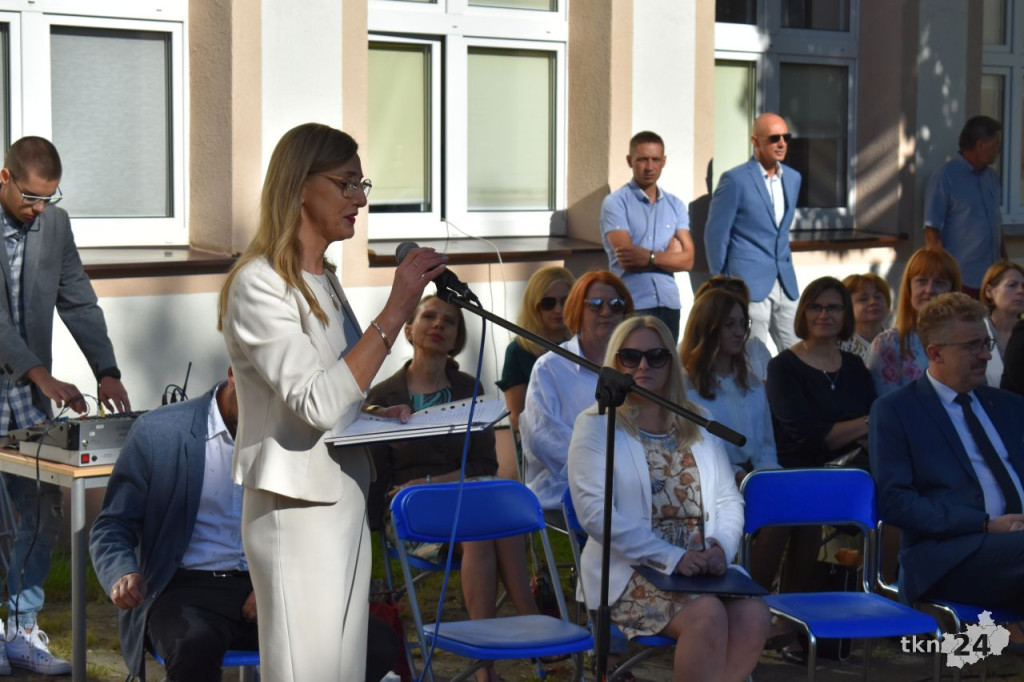 Uczniowie powitali rok szkolny 2022/23 w powiecie koneckim [wideo, zdjęcia]