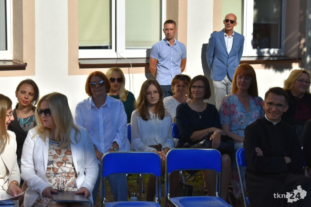 Uczniowie powitali rok szkolny 2022/23 w powiecie koneckim [wideo, zdjęcia]